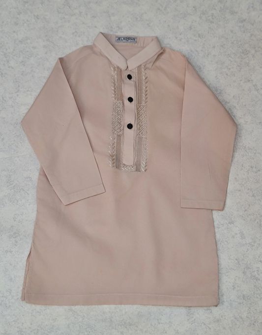 Boys hand embroidered Tarkashi powder pink kurta and trouser set by ELADENS Pakistan