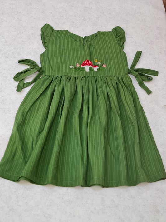Girls green hand embroidered dress by ELADENS Pakistan